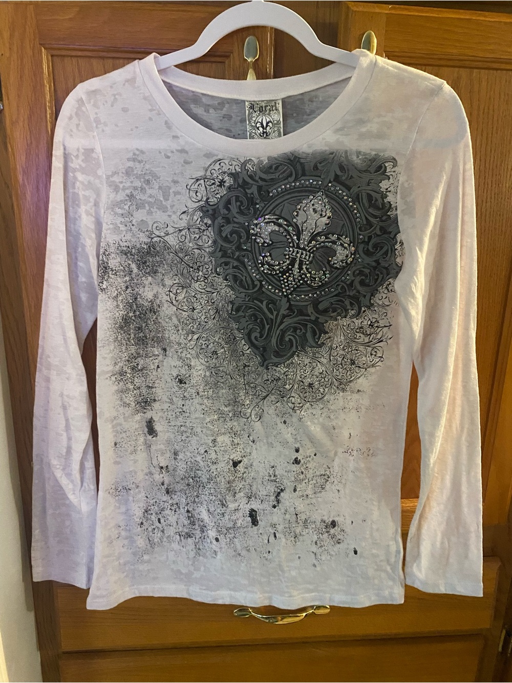 Vocal White Long Sleeve Tee with Black Fleur-de-Lis Emblem